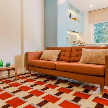 Boutique By The Sea Apartment